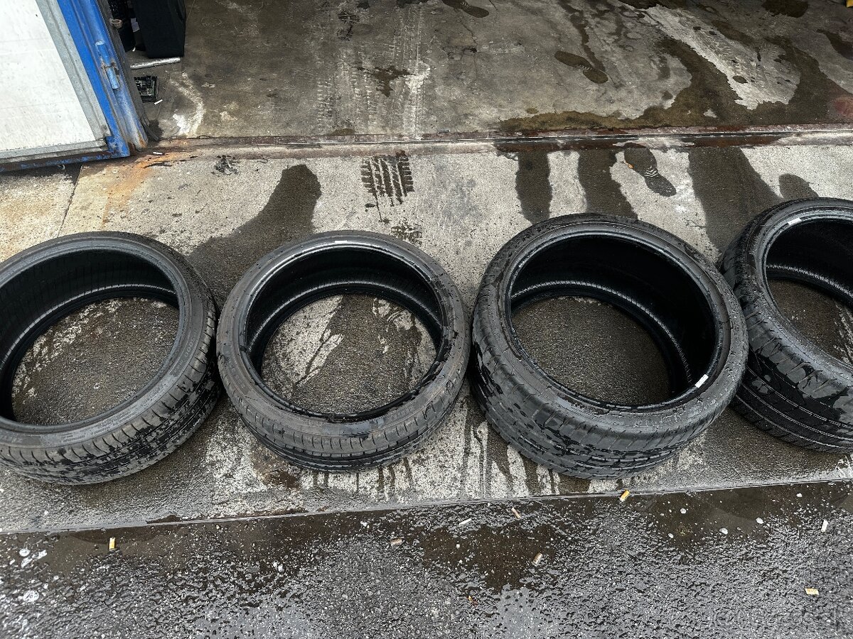305/30zr19