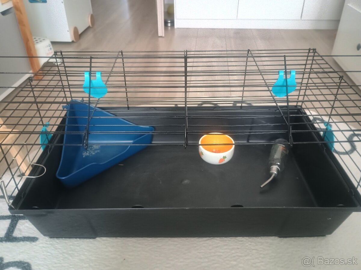 Klietka pre zajaca s príslušenstvom