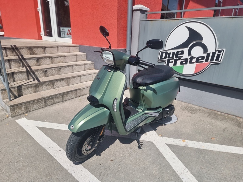 Lambretta V-Special 125i E5