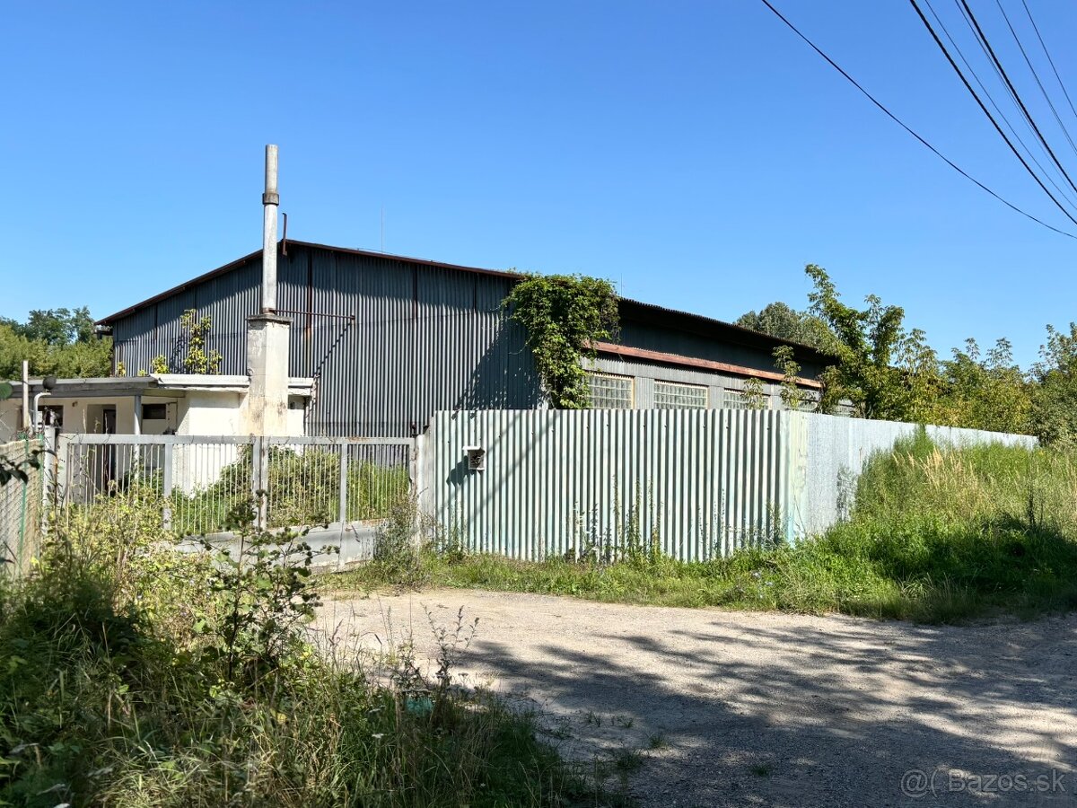 UPUSTENÉ  Dražba areálu (budovy a pozemky) v k.ú. Malacky