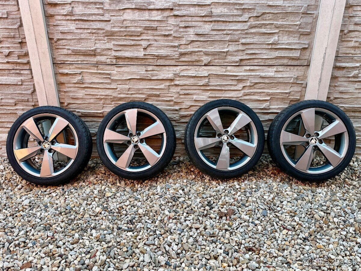 Komplet sadu alu na Škoda,Vw,Seat,Audi - 5x100 215/40 R17.