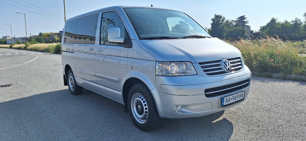 VOLKSWAGEN MULTIVAN T5 --- 127 000KM --- 7 MIESTNY ---1.9TDi