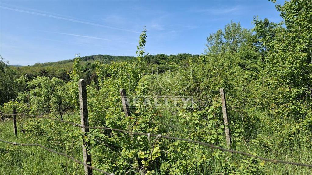 Čarovný rekreačný pozemok 14,9 árov,  na hranici...