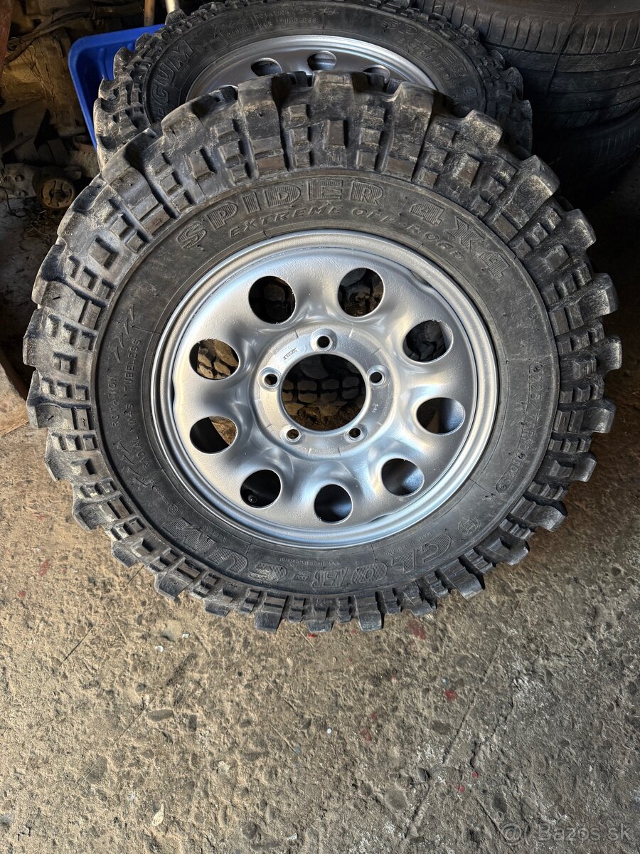 Kolesa 225/75 R15 / 5x139,7