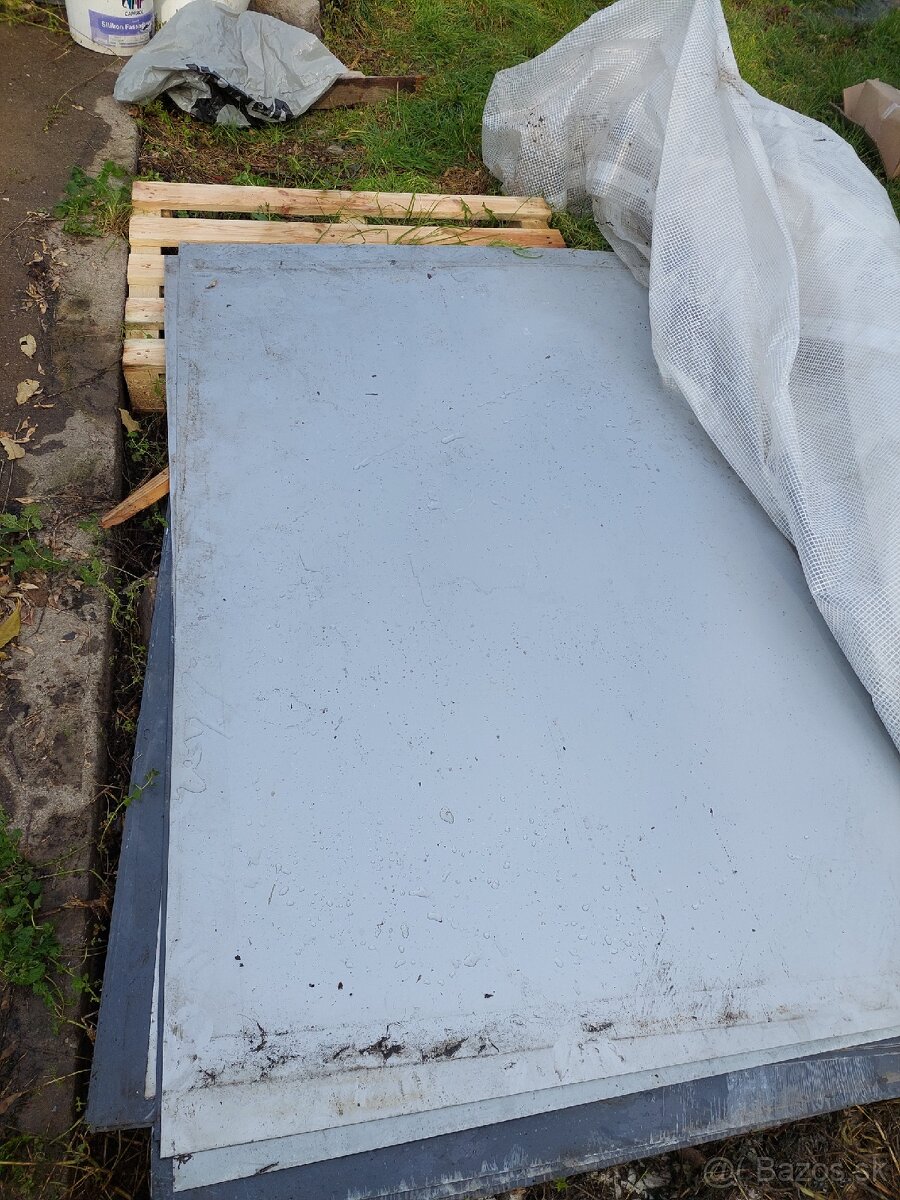 Tabuľový plech 1250 x 2000 mm
HRÚBKA 0.5