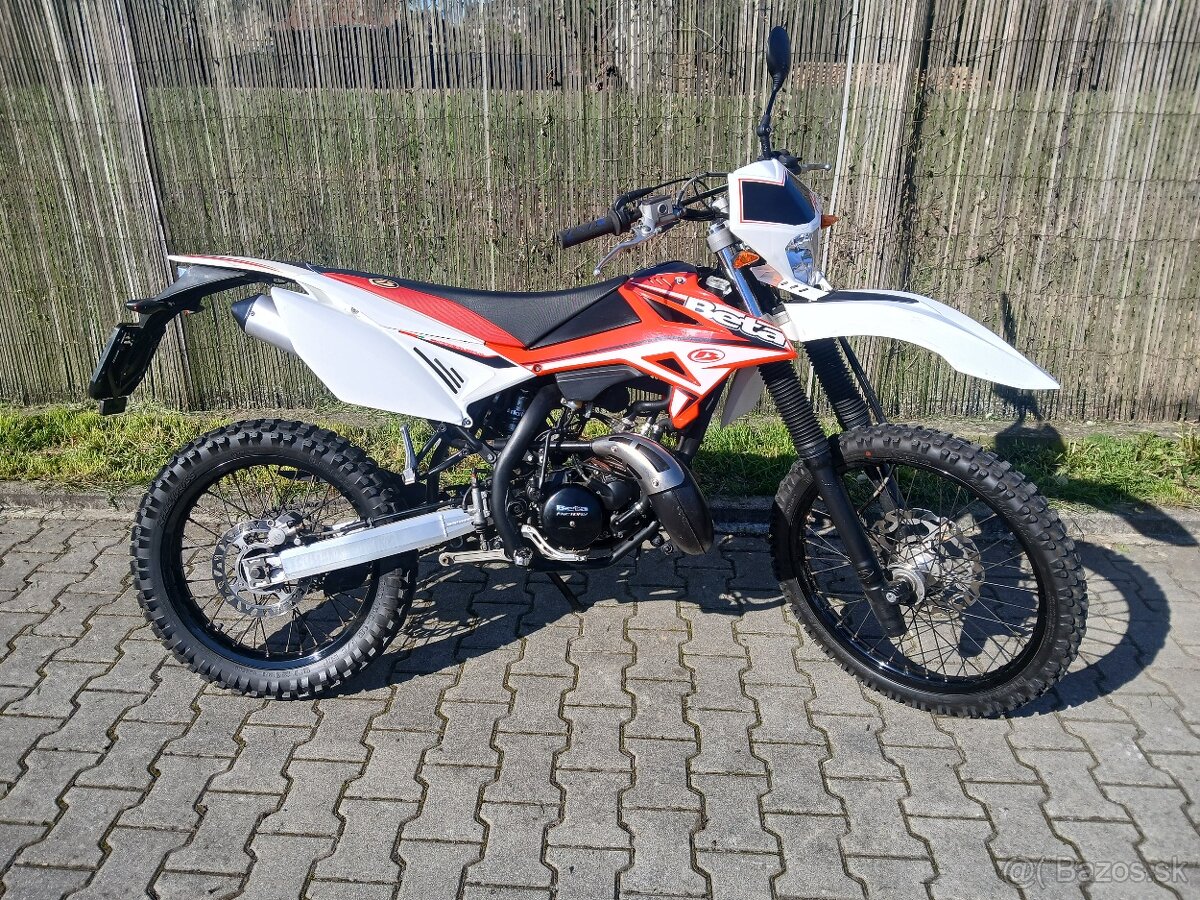 Beta RR 50