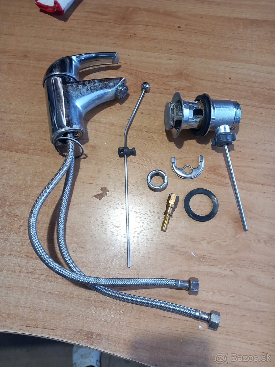 Batéria GROHE + umyvadlo