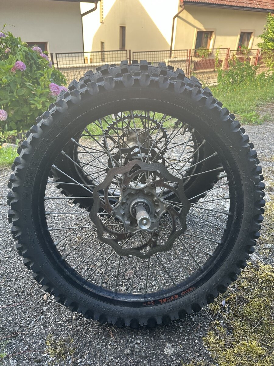 takasago Excel kolesa KTM