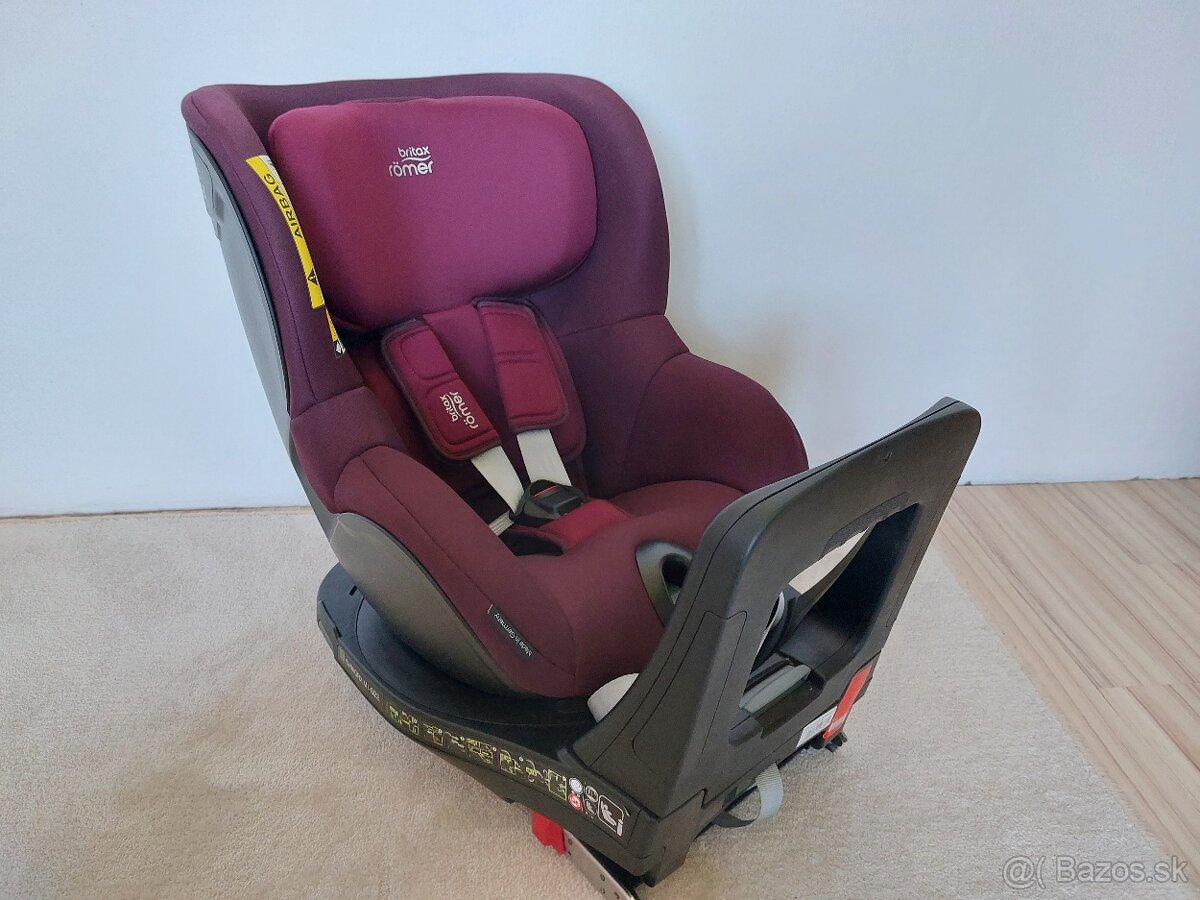 Predám autosedačku Britax Romer Swingfix M i-Size