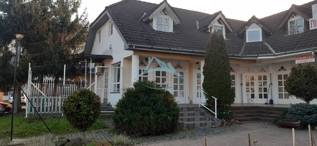 Zníženie ceny Obchodný priestor na predaj - Rétság