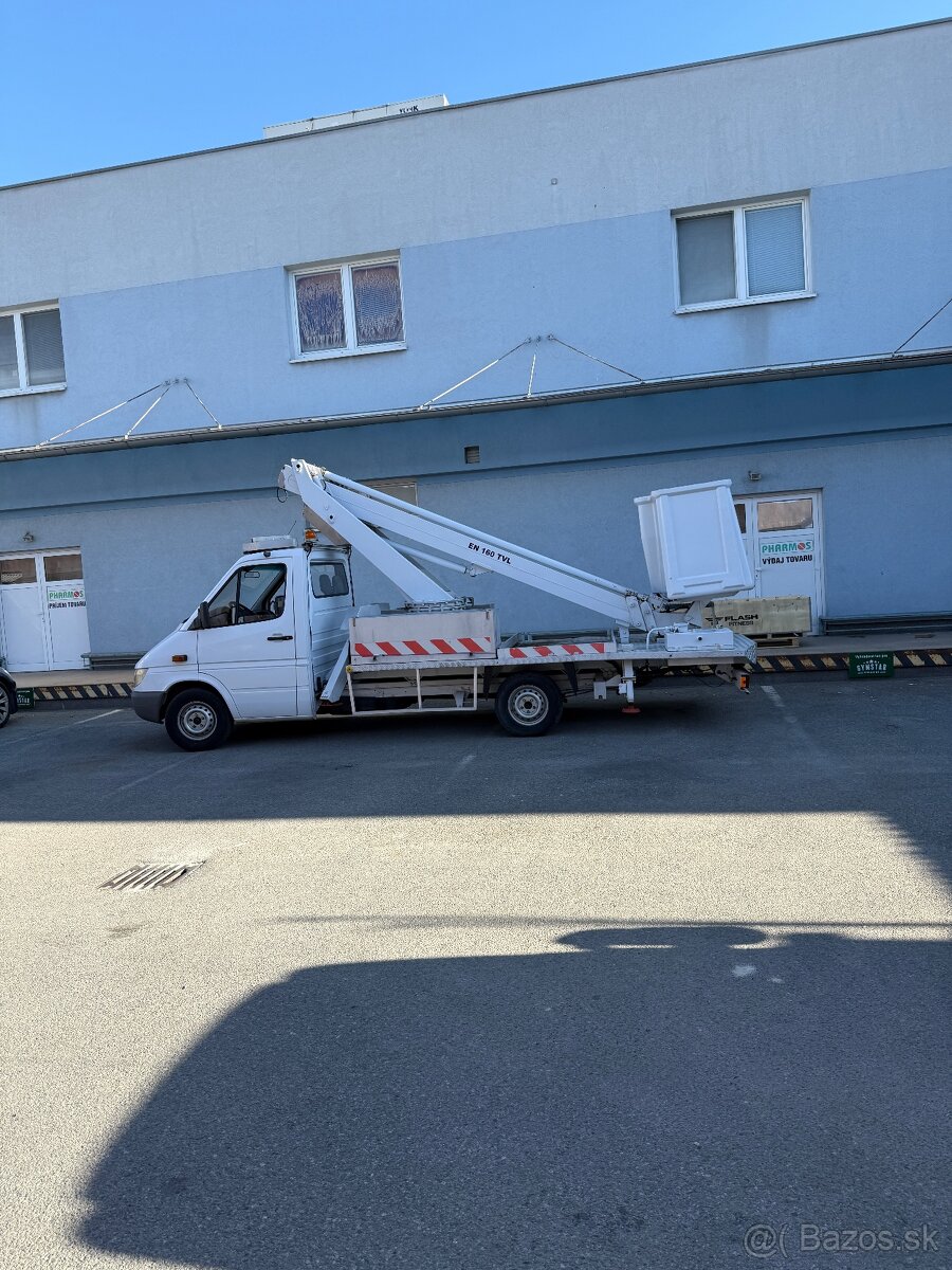 Mercedes sprinter plošina