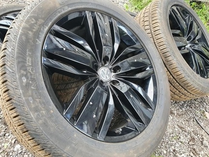 zimní alu kola Factory VW Passat Arteon 5x112