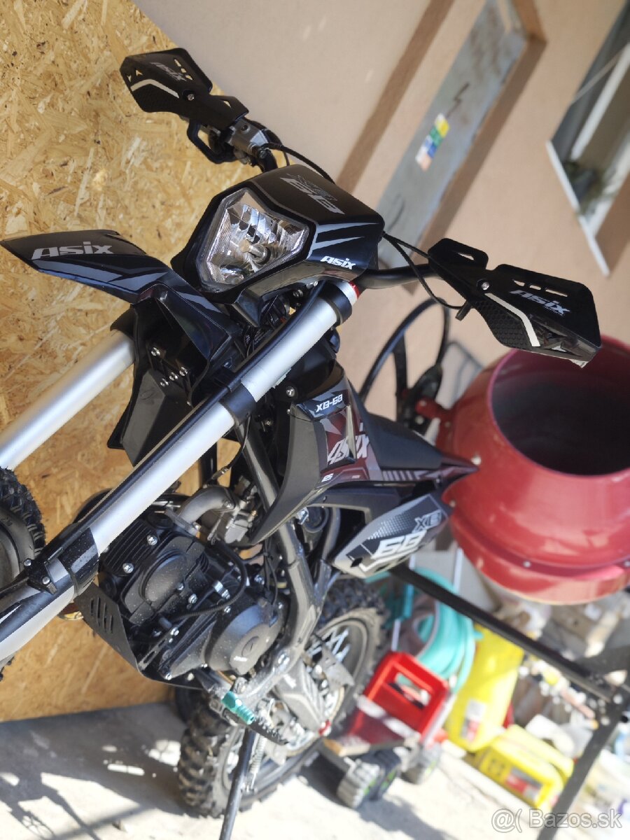 Asix XB 68 125CCM