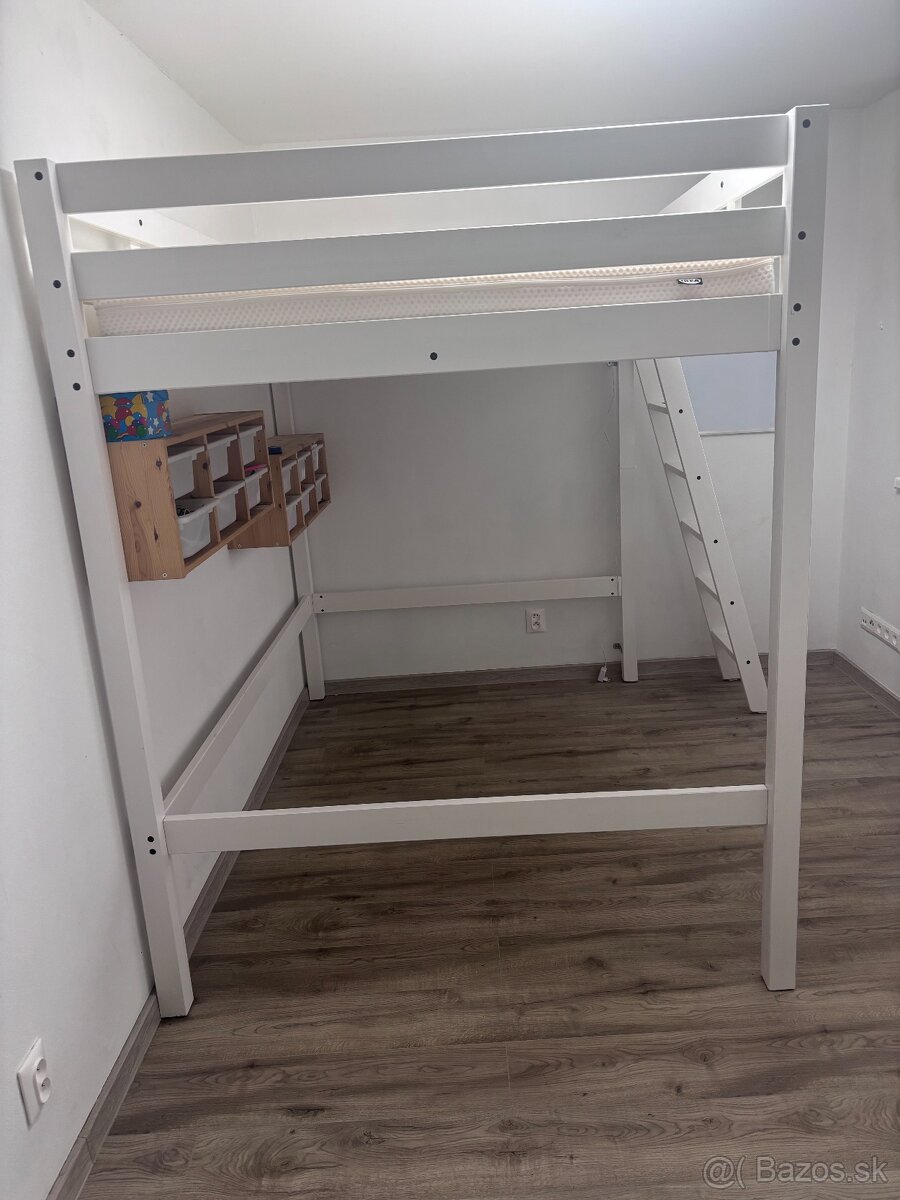 Vyvýšená posteľ s matracom IKEA