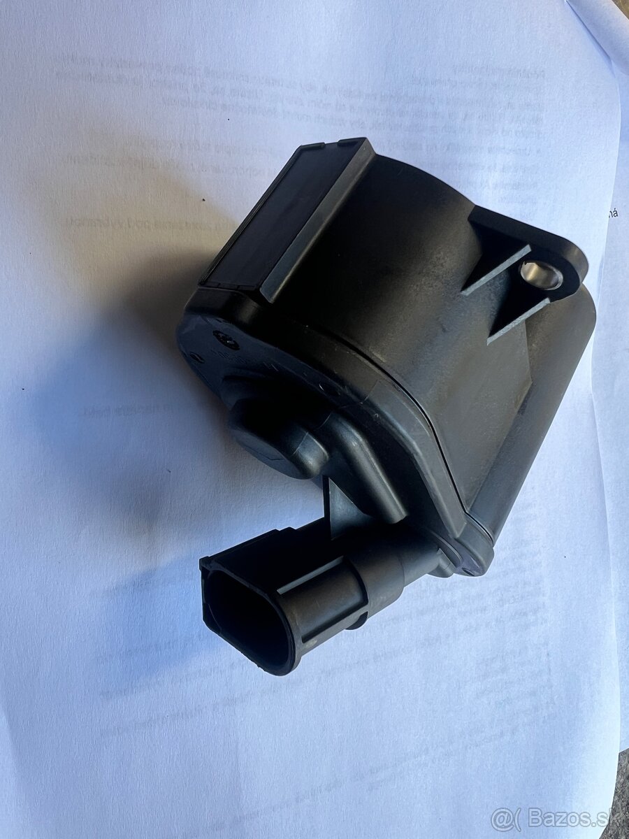 Audi a6 c6 servo motor rucnej brzdy