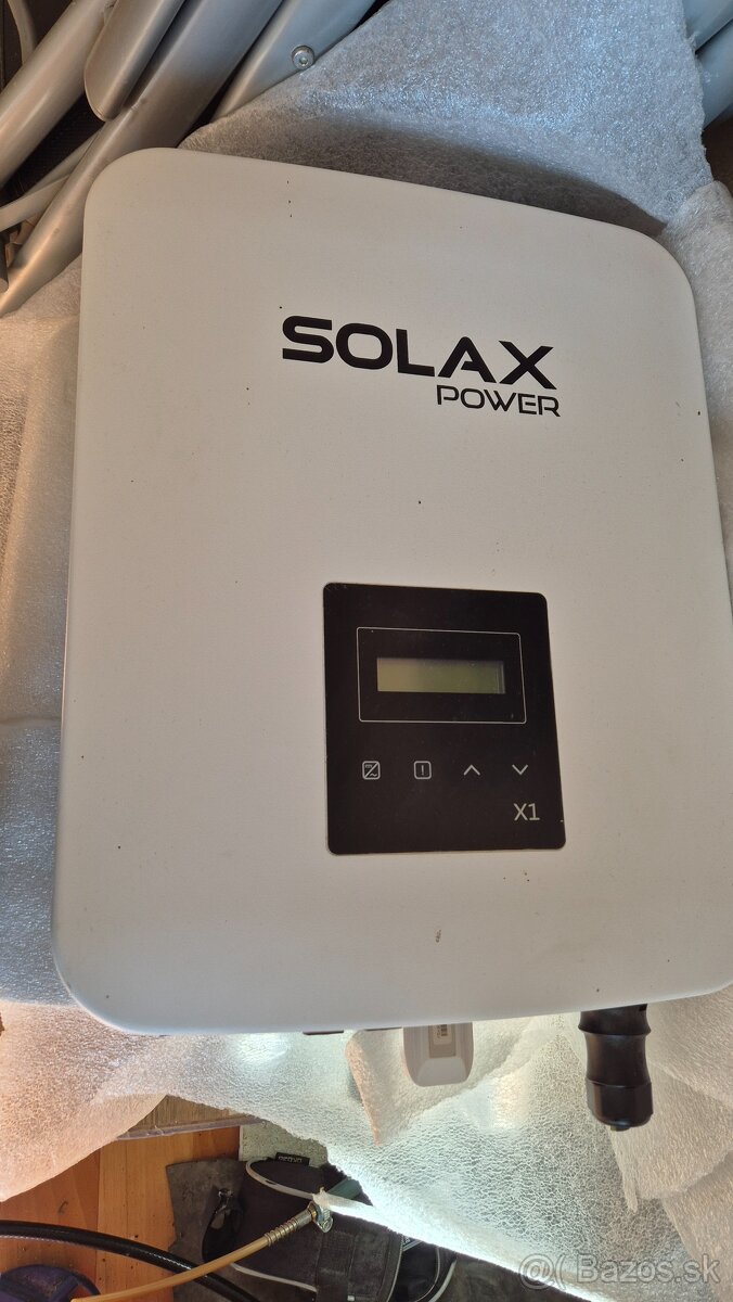 Menič SOLAX X1 3250w