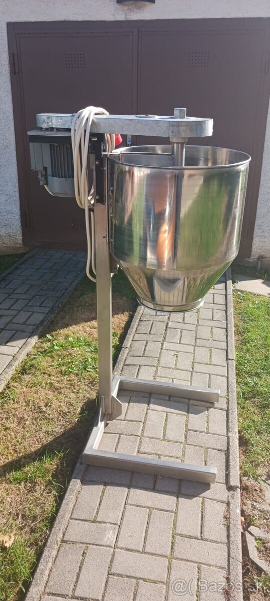 Rezačka na kapustu
