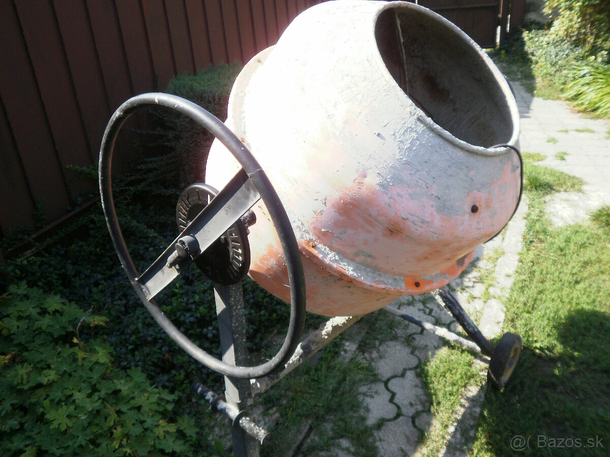Miešačka 230v