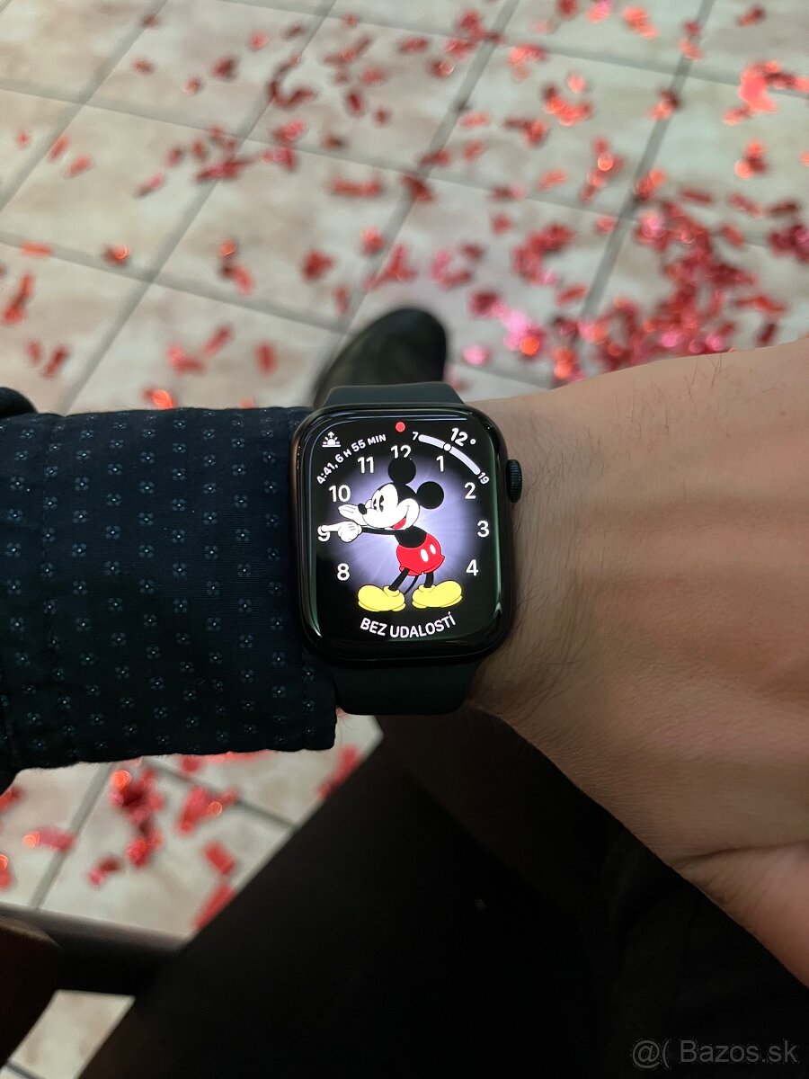 Apple watch 8 - 45mm