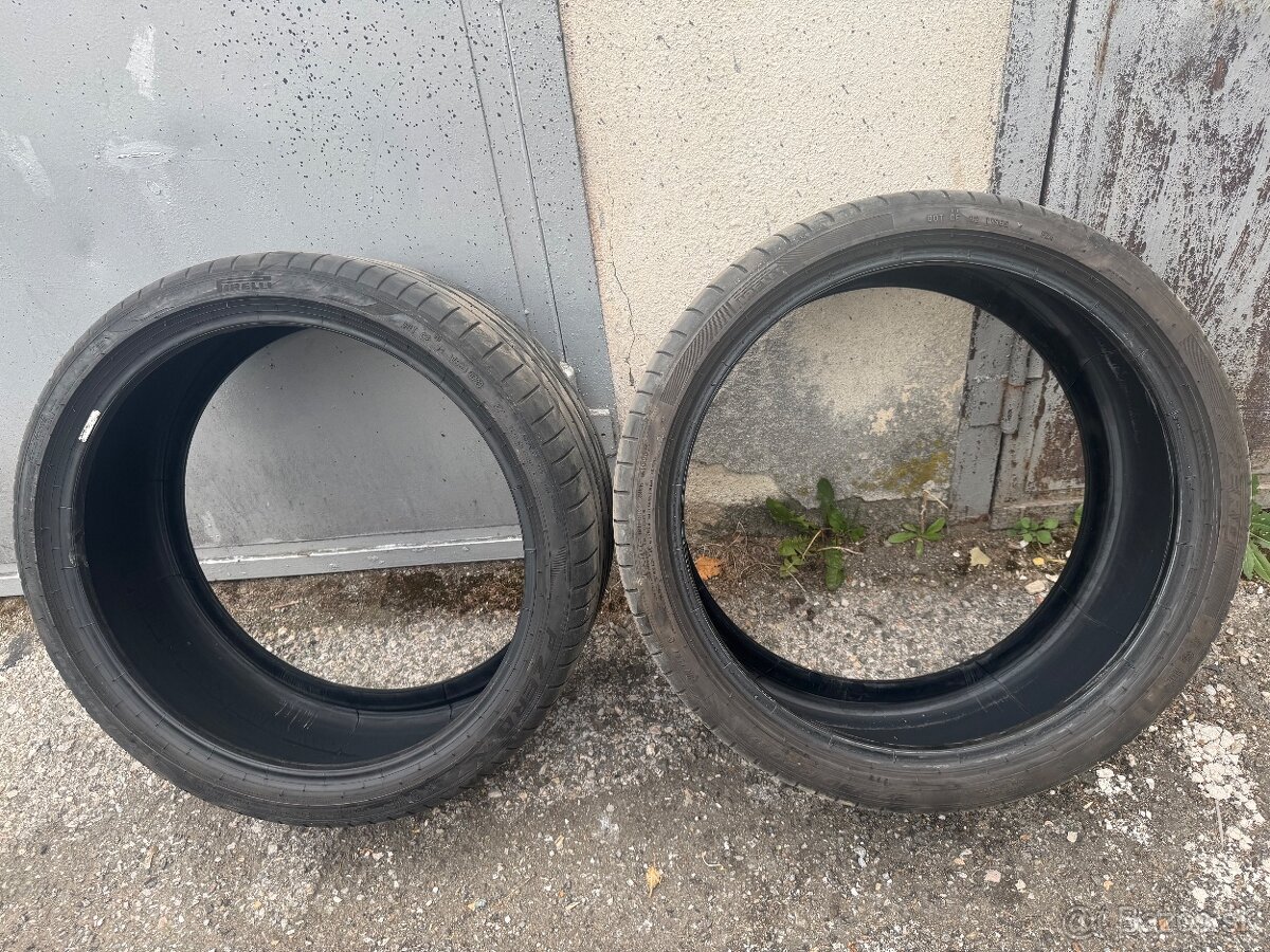 Pirelli p zero runflat 275/30