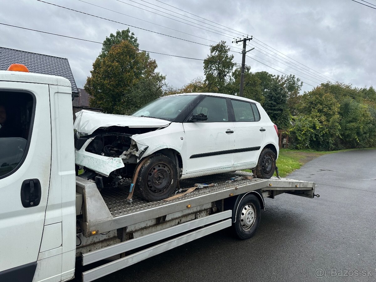 Rozpredam škoda fabia 2 1.2tsi 63kw 77kw