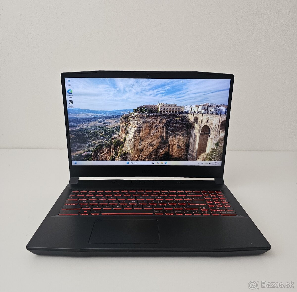 Herný notebook MSI Intel i7 RTX 3050 RAM 16 GB 144 hz