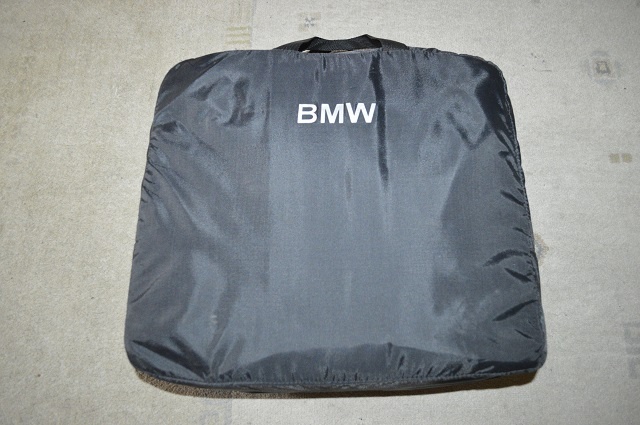 predam uplne novy original vak na lyze BMW