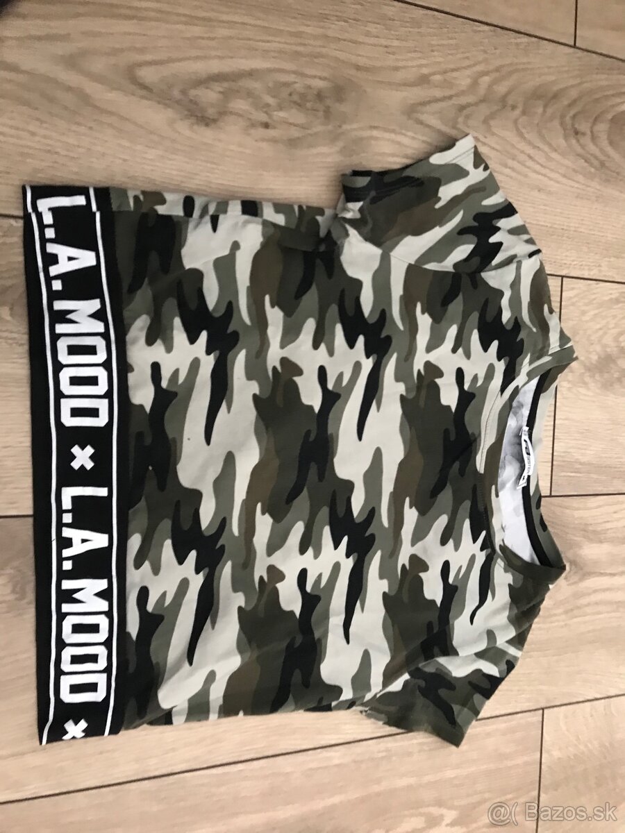Damsky crop top