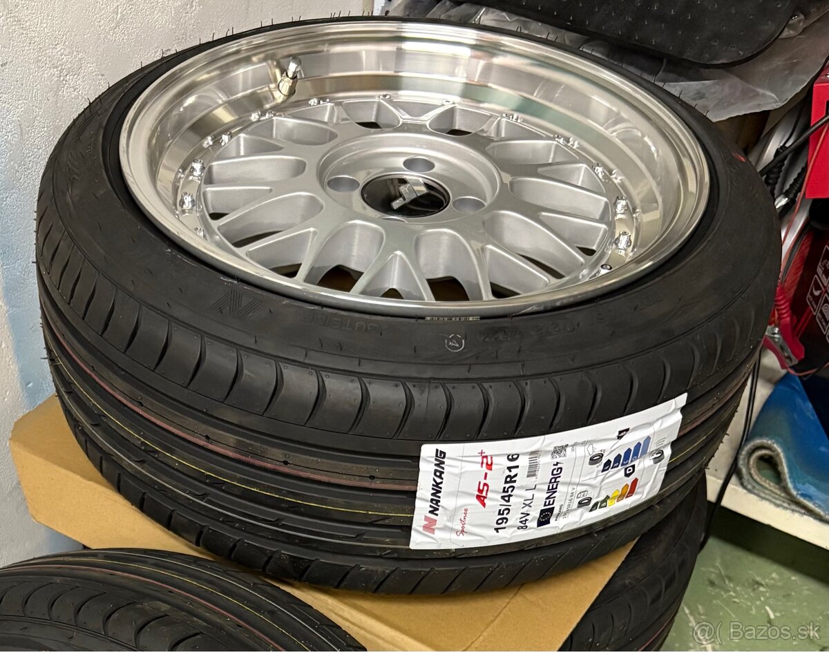 Disky Japan Racing 8j 4x100 r16 ET 34