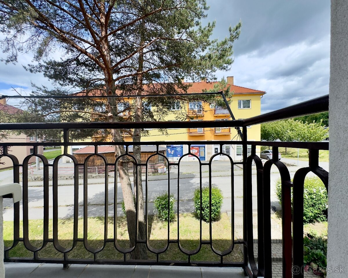 Na Predaj 2-izbový byt balkón + loggia