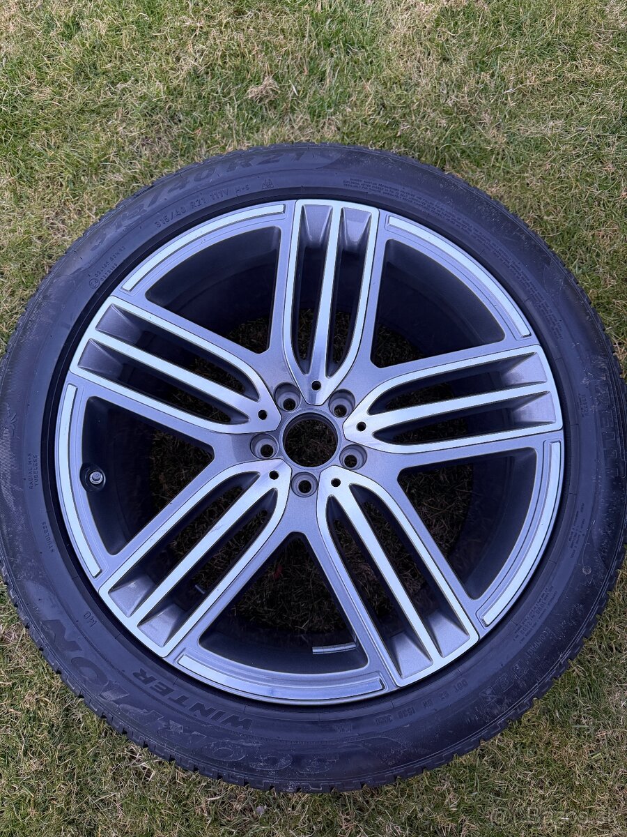 MERCEDES GLS W167 R21 SADA ORIGINAL DISKOV S GUMAMI