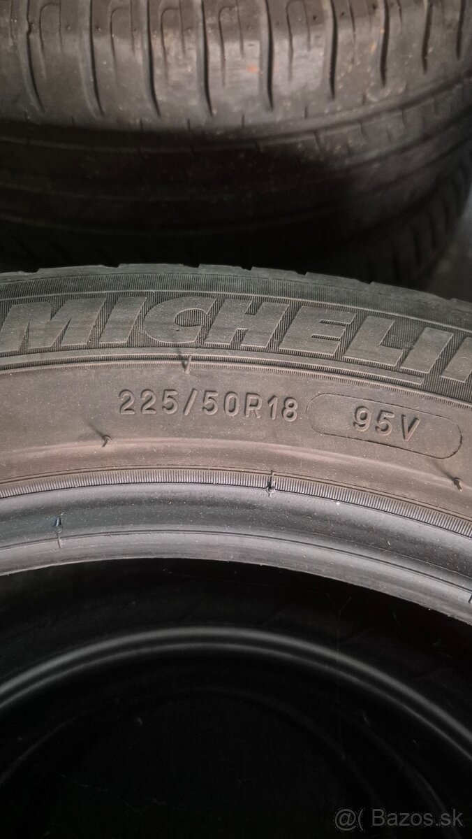 225/50R18