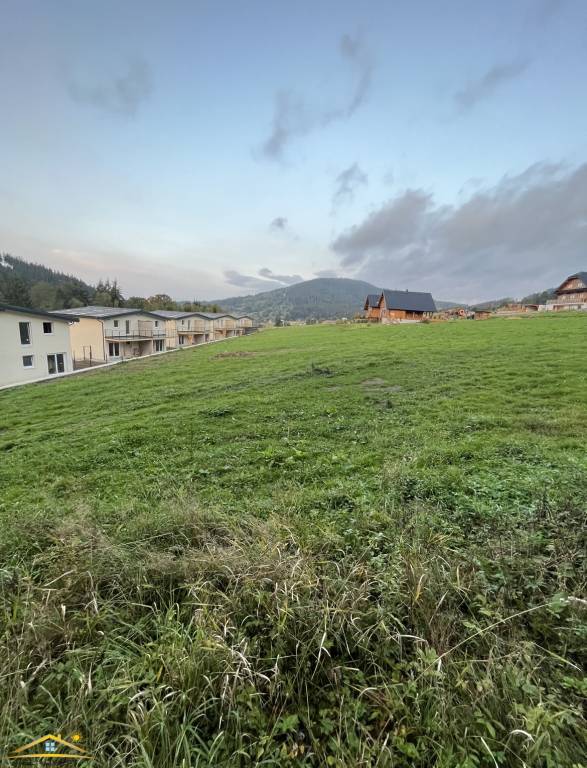 Predaj : Stavebný pozemok v obci Makov (125-P)