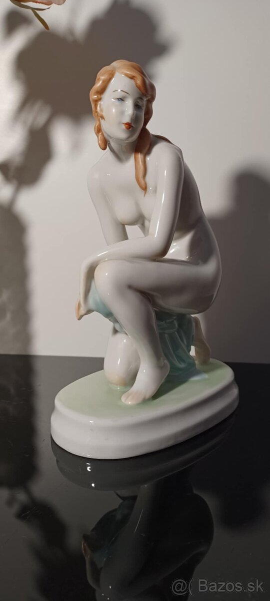 Zsolnay porcelánová značená socha Akt v štýle Art Deco