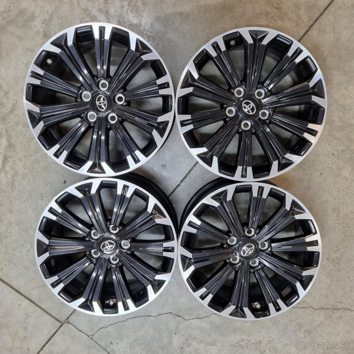 Hliníkové Toyota disky 5x114.3 R17 7,5J ET40