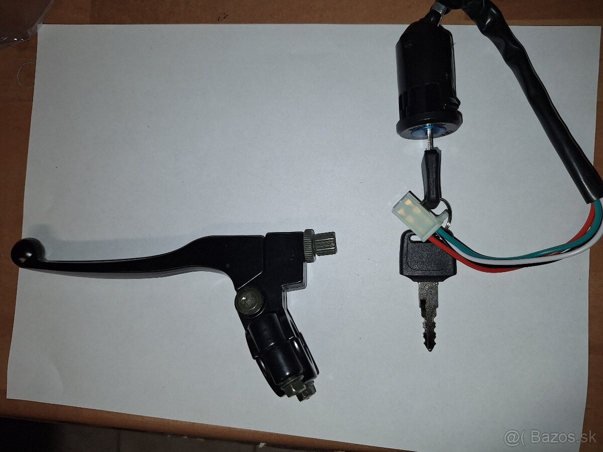 Páčka spojky s držiakom