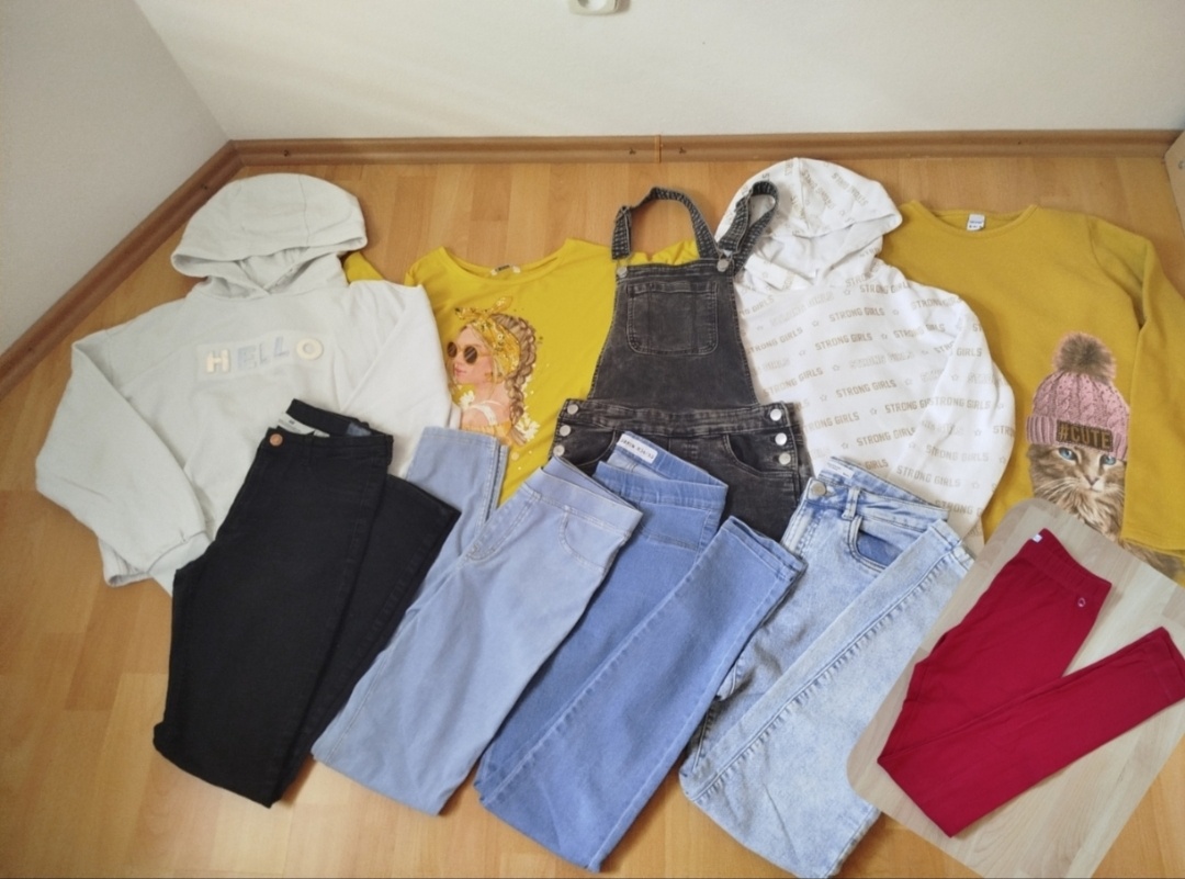 Balík -oblečko ako nové 2