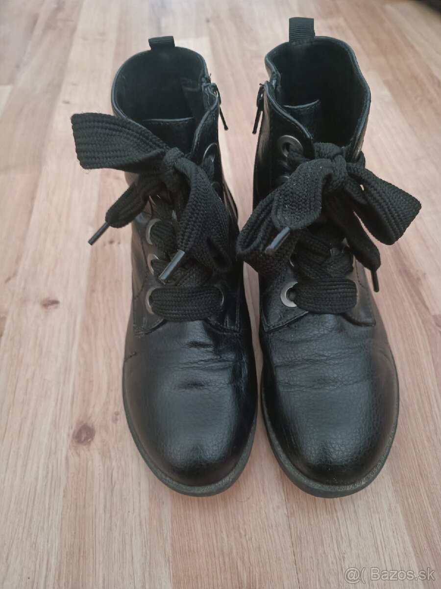 Dámske topánky kožené