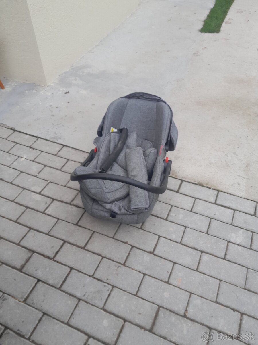 Predám detský kočík Mama Kidies