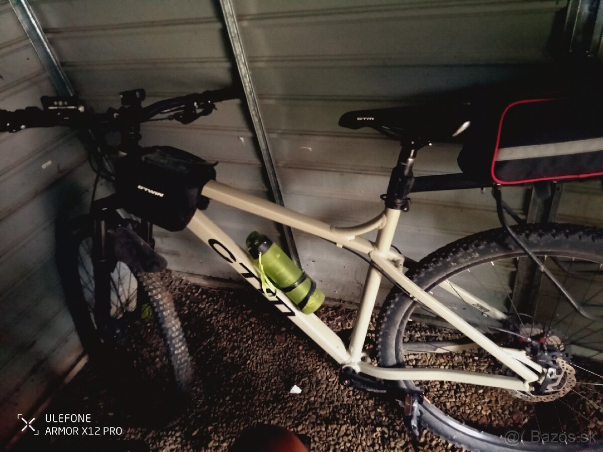 Predám horský 2 ročný veľkosť xl