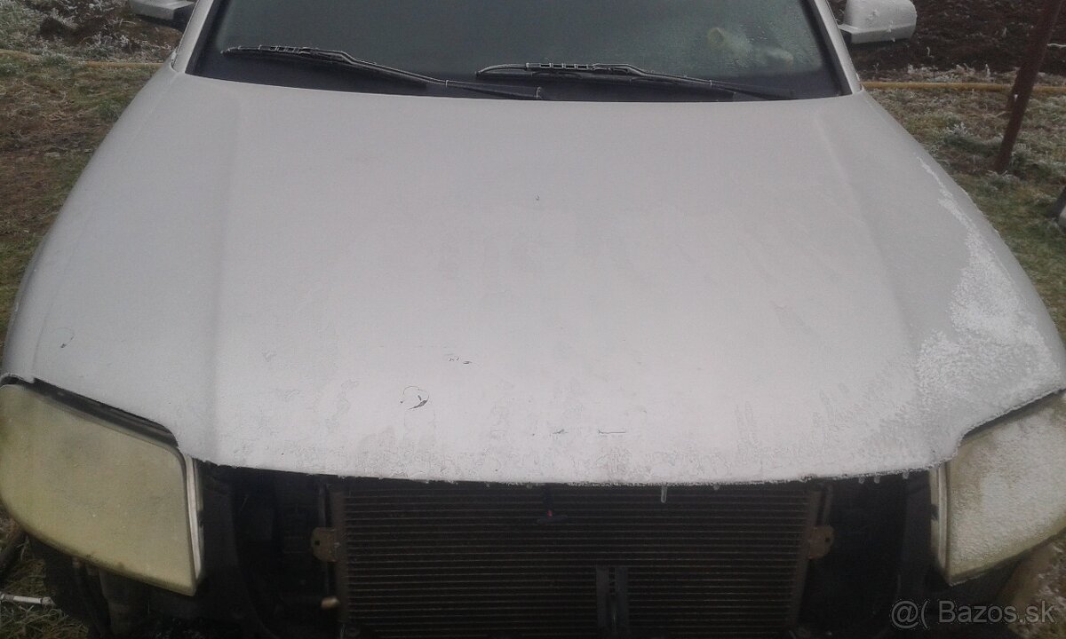 VW Passat b5.5-Predna Kapota