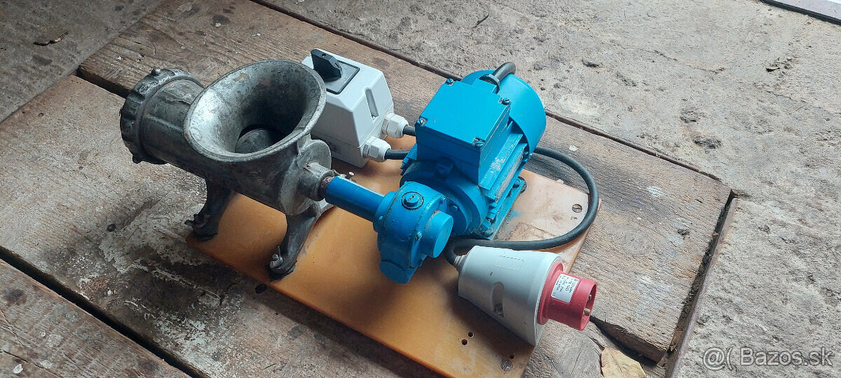 Mlynček na mäso 22 -  380V