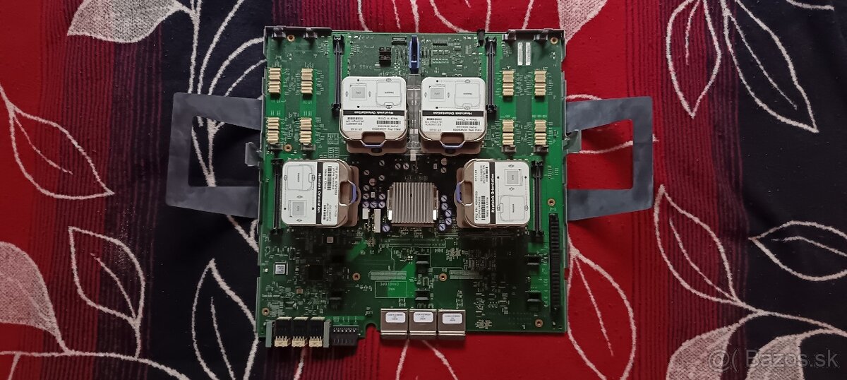 IBM časti serveru X3850 M2