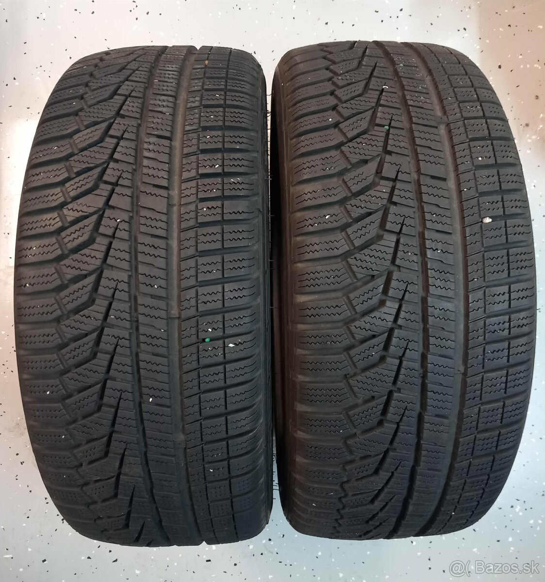 215/45 R16 90H M+S zimné Hankook 2kusy ako nové