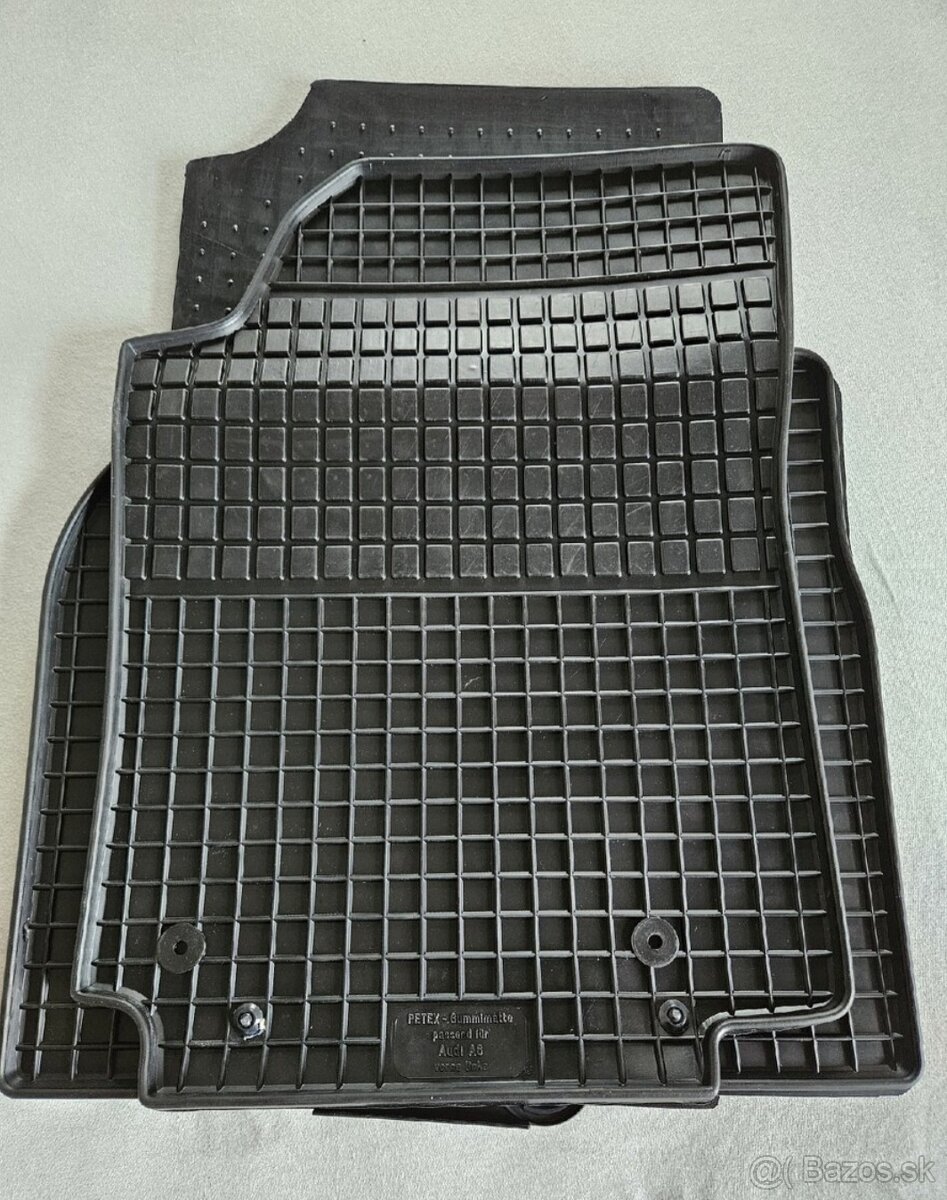 Gumené koberce Audi A6 C4