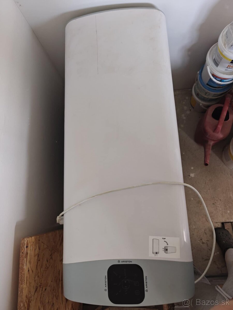 Elektrický ohrievač vody ARISTON Velis Evo 100 EU