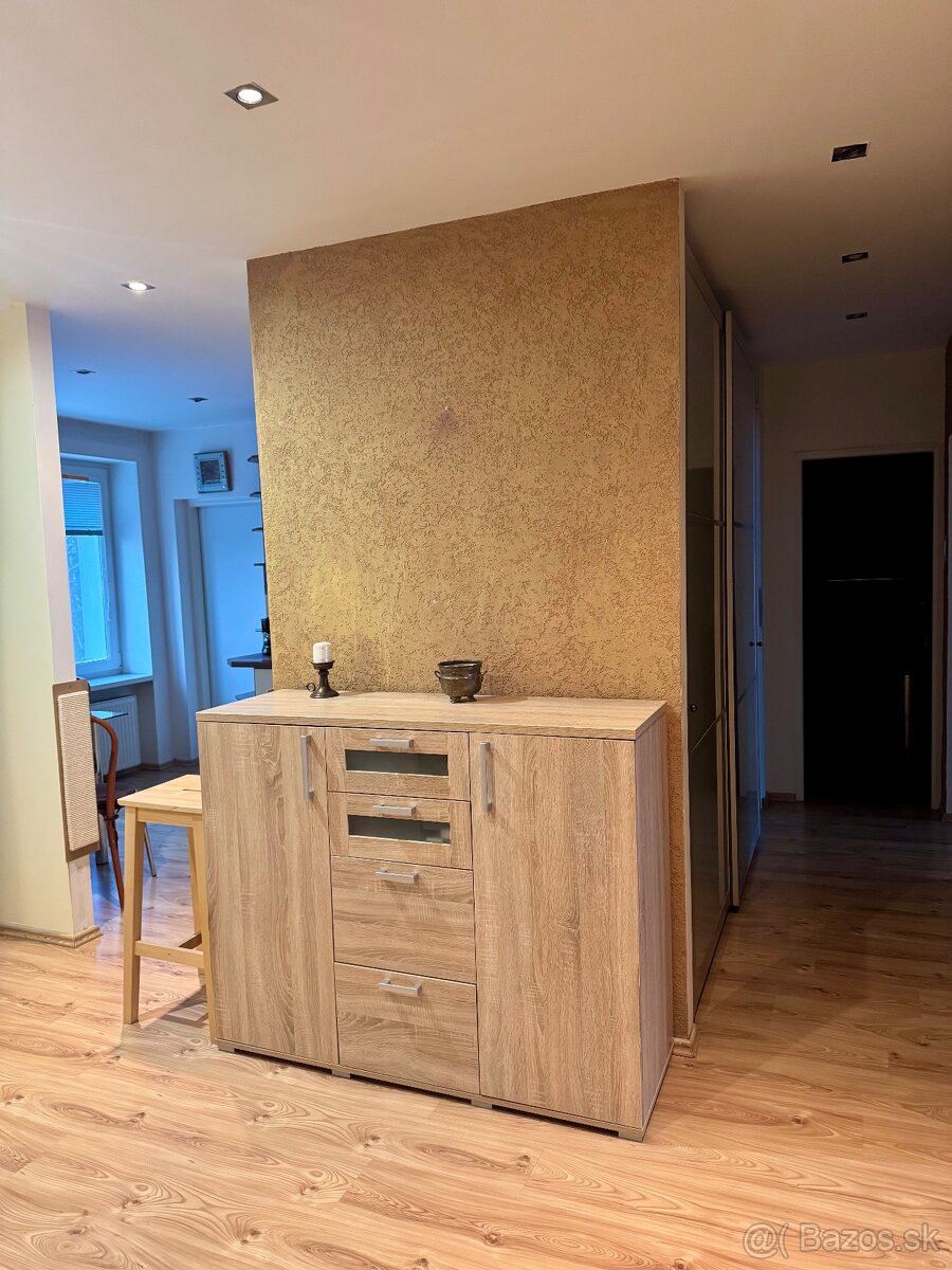 Prenájom 2,5 izbový byt- Lučenec