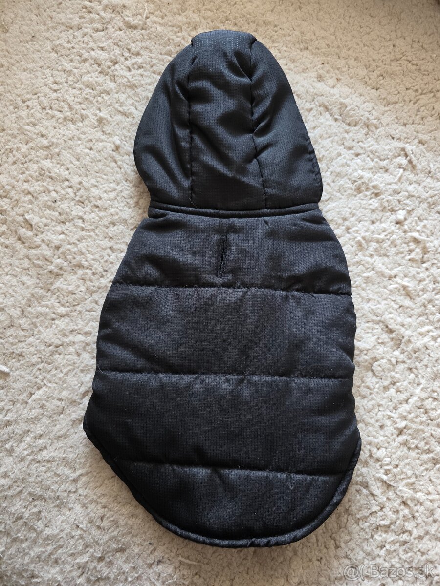 Zimná bunda s kapucňou