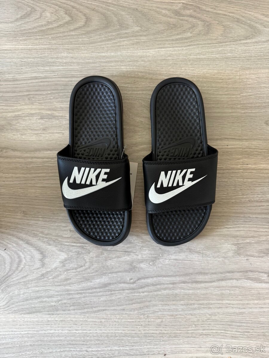 Nike šľapky