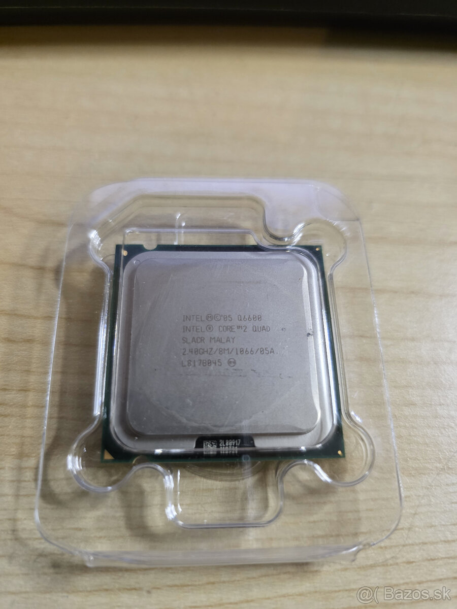 Intel Q6600 a Intel Q9400